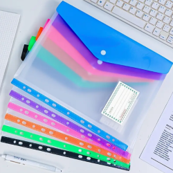 Grande pochette plastique A4 à 11 trous