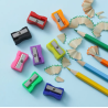 Taille crayons plastique